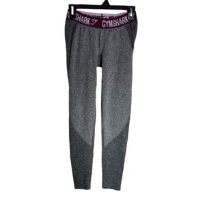 Gymshark Dry Workout Leggings  Gray With Purple Waistband Ladies Medium
